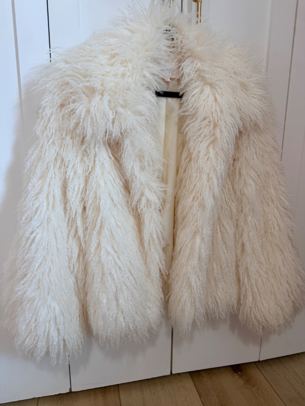 Cinq à Sept Geraldine Faux Fur Shag Coat Ivory Size M - Picture 2 of 8